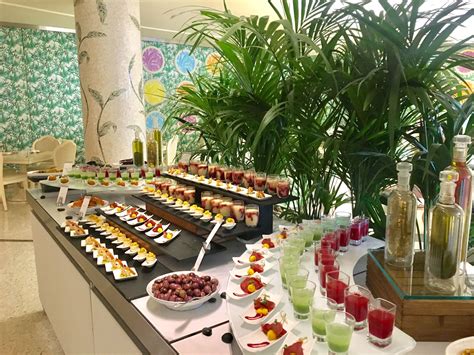 palazzo versace friday brunch|giardino palazzo versace buffet.